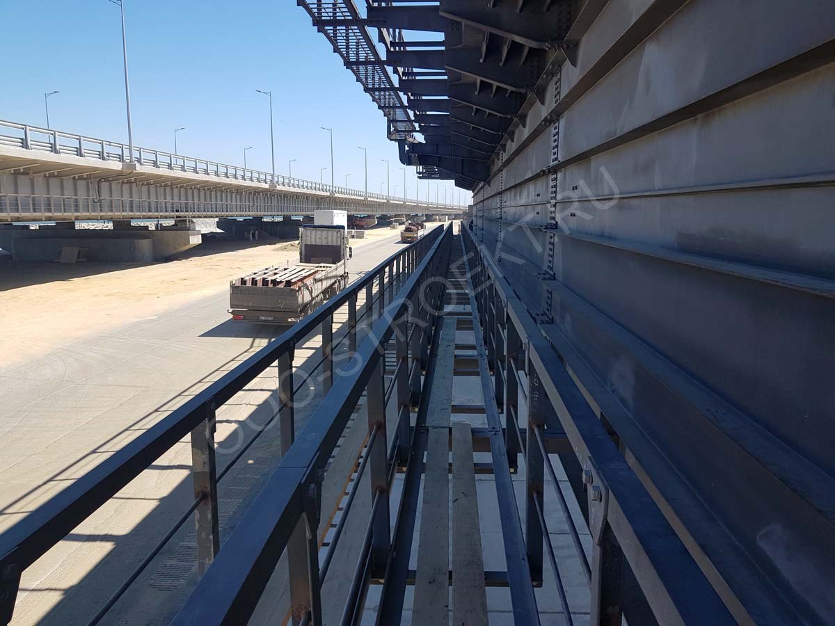 Устройство смотровых ходов и служебных проходов 2-го пути ЖД моста